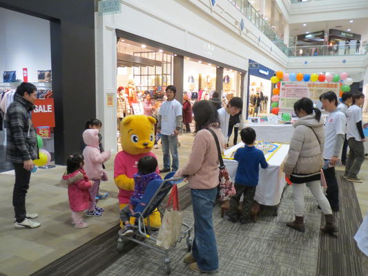 イベントは相変わらずの大盛況。80軒のご新規さまも獲得できました…(^o^)